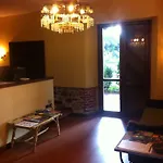 索亚诺德尔拉戈住宿加早餐旅馆